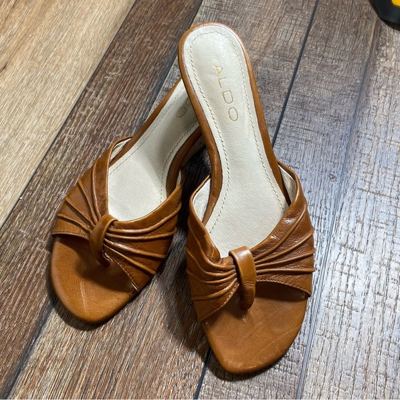 Aldo Wedge Heel Cognac Thong Slides Size 37 - Picture 2 of 13
